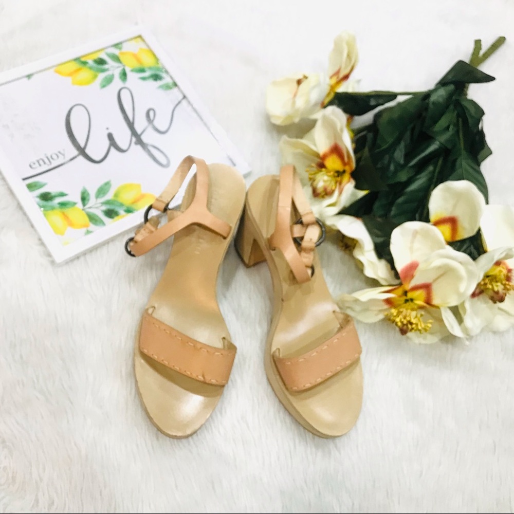 ✔️Gianni Bini Leather Platform Block Chunky Sandal